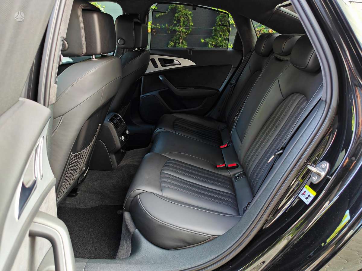Audi A6, 2.0 l., Седан