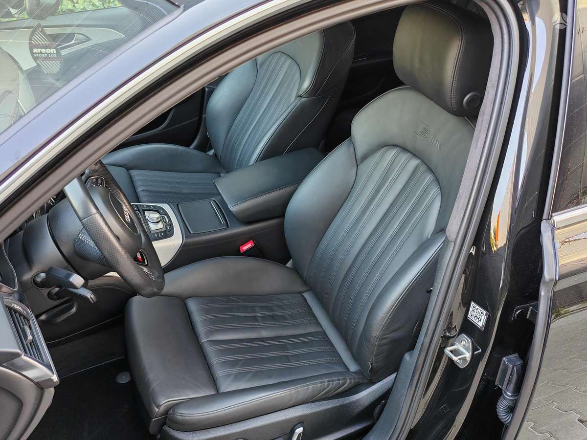 Audi A6, 2.0 l., Седан