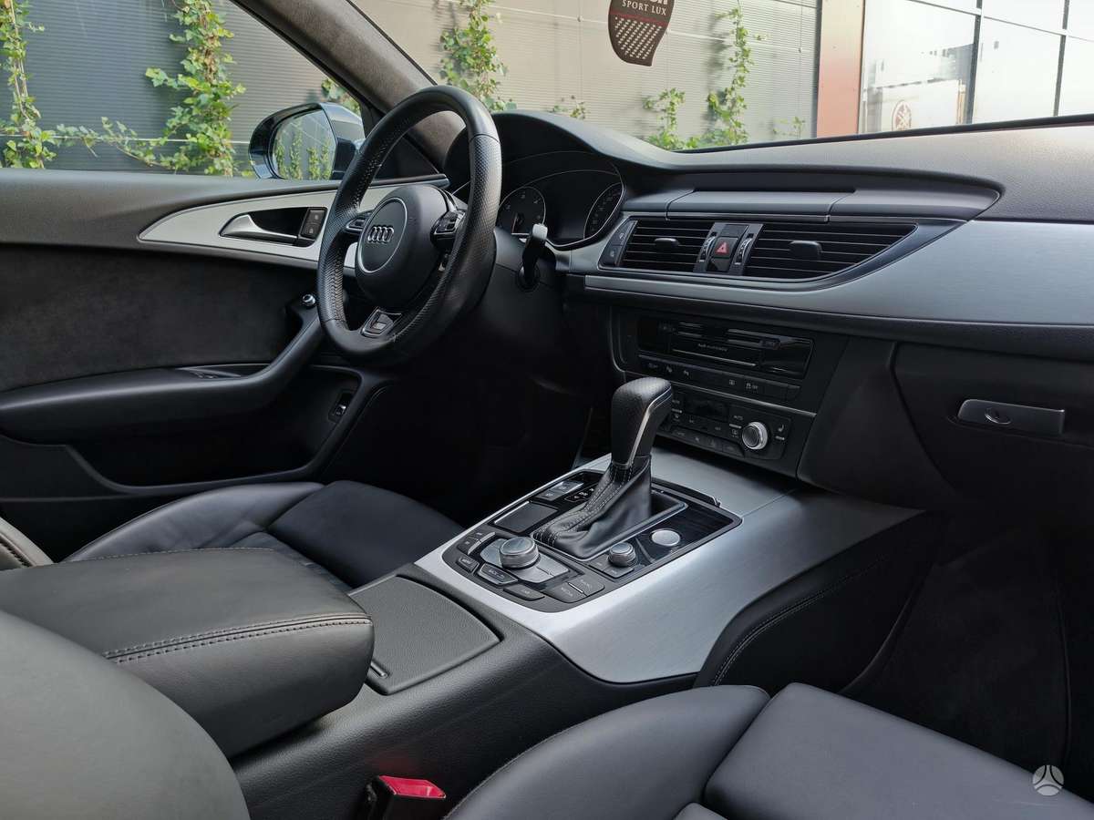 Audi A6, 2.0 l., Седан