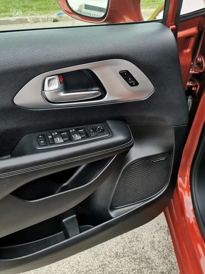 Chrysler Pacifica, 3.6 l., Минивэн