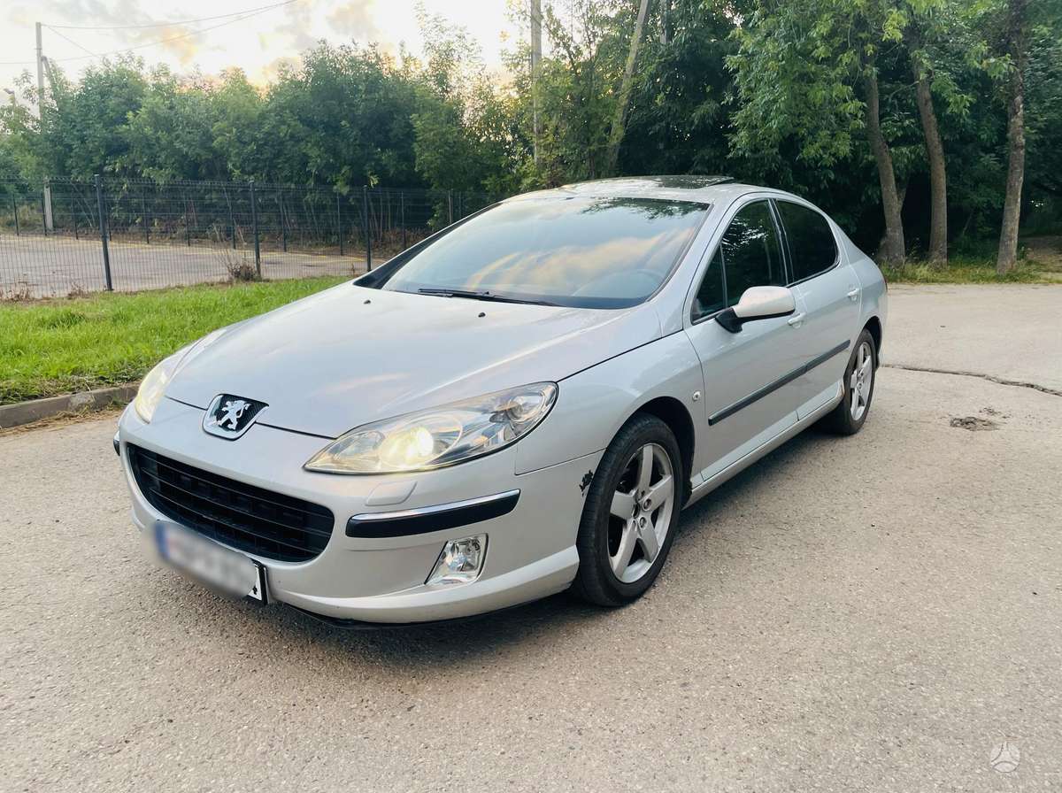 Peugeot 407, Седан