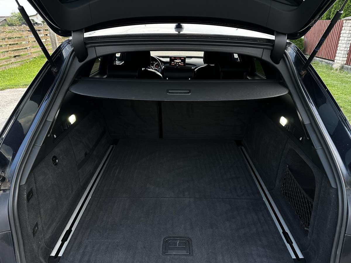 Audi A6, 3.0 l., wagon