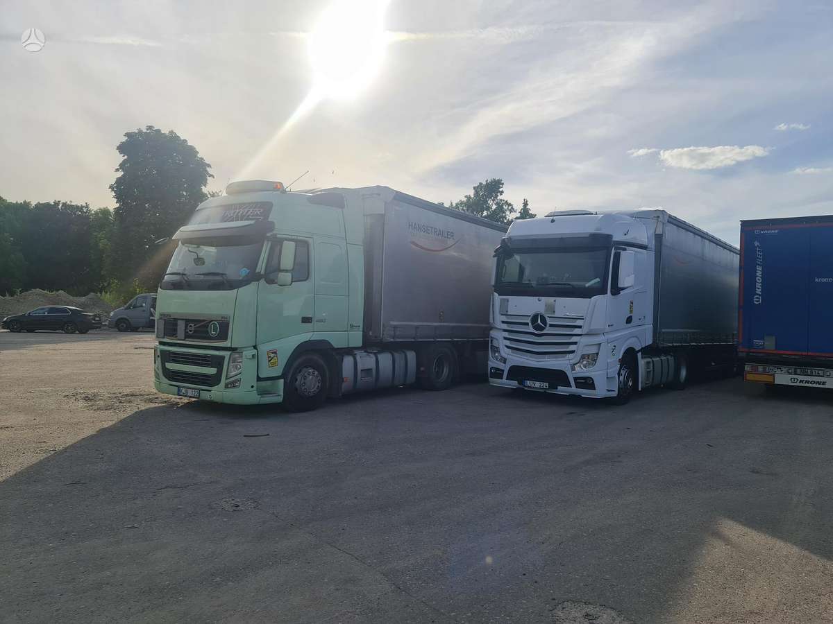 Volvo MB1845, double sleeper