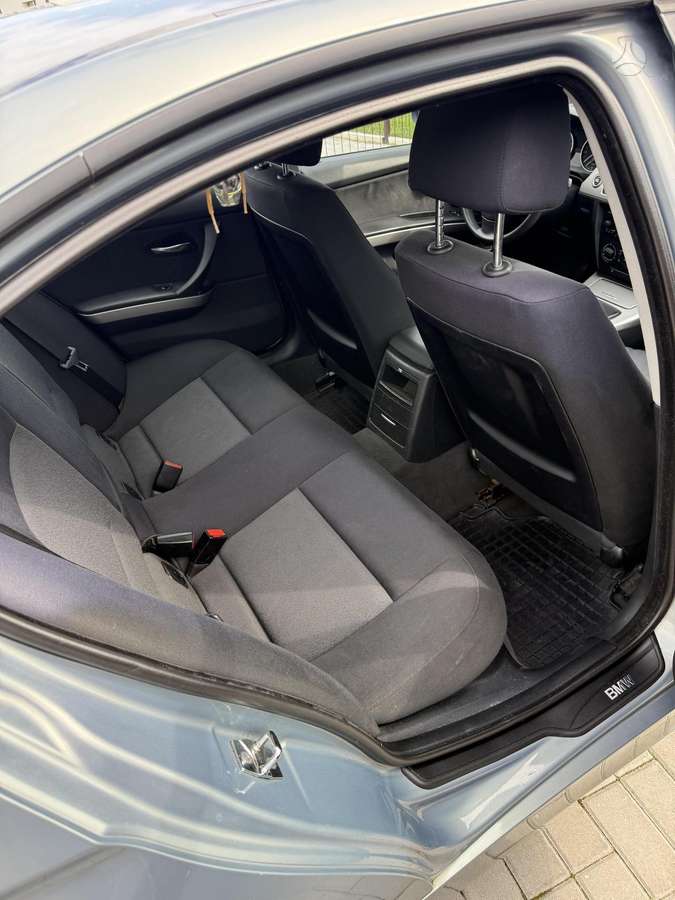 BMW 318, 2.0 l., Седан