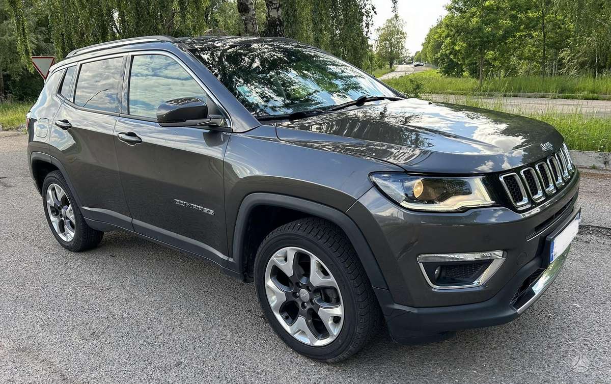 Jeep Compass, 2.0 l., off-road / crossover