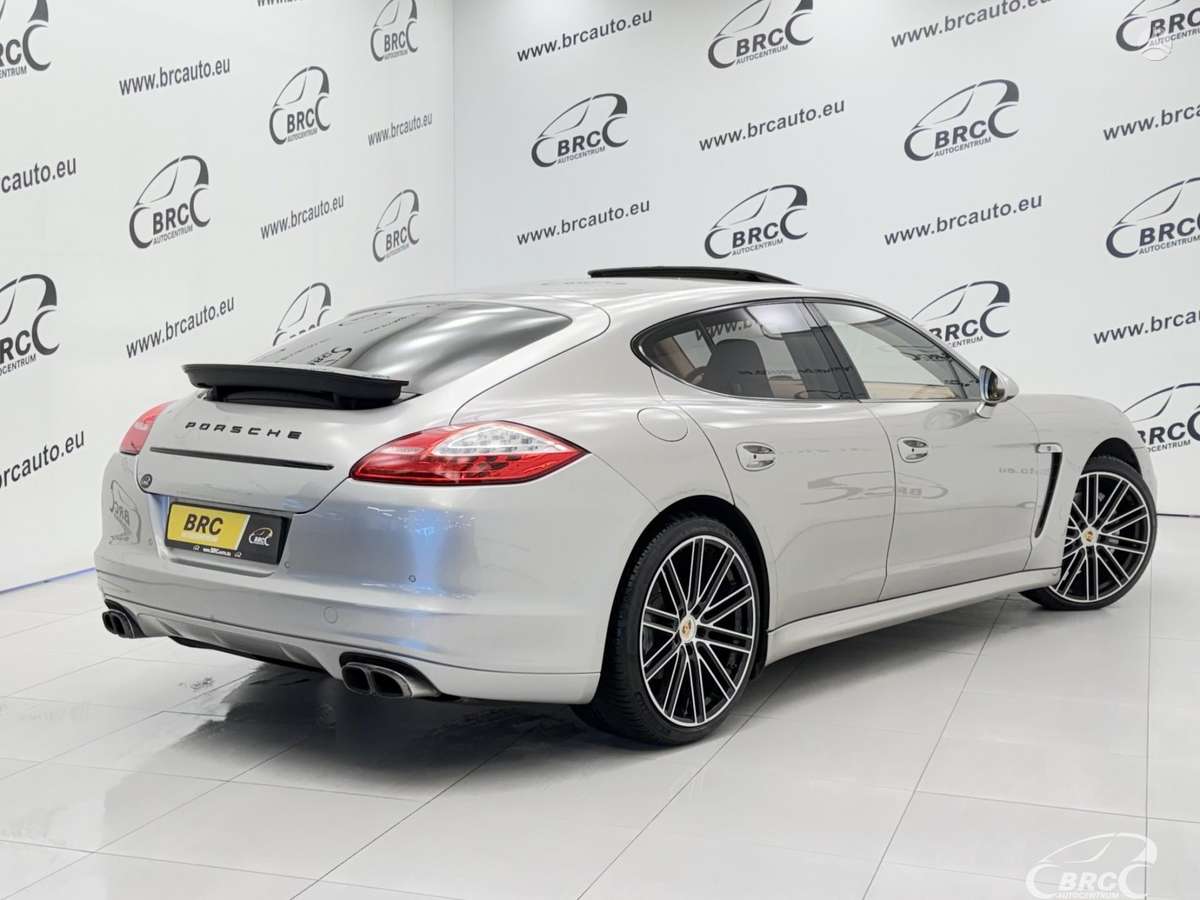 Porsche Panamera, 4.8 l., Седан