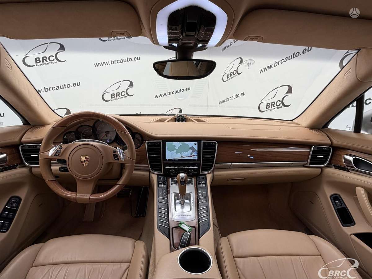 Porsche Panamera, 4.8 l., Седан