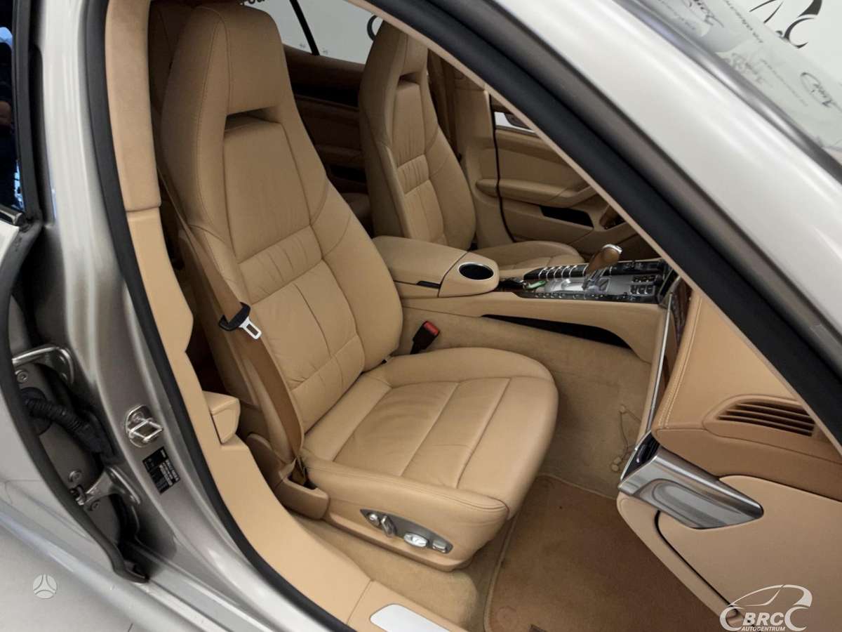 Porsche Panamera, 4.8 l., Седан