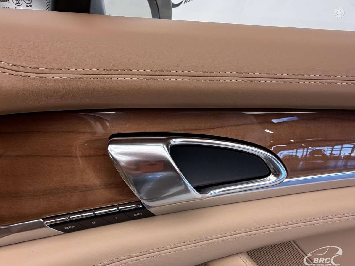 Porsche Panamera, 4.8 l., Седан