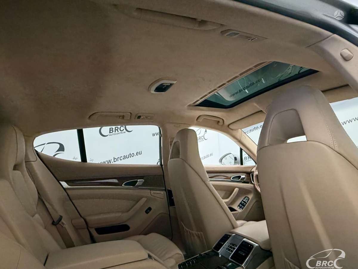 Porsche Panamera, 4.8 l., Седан
