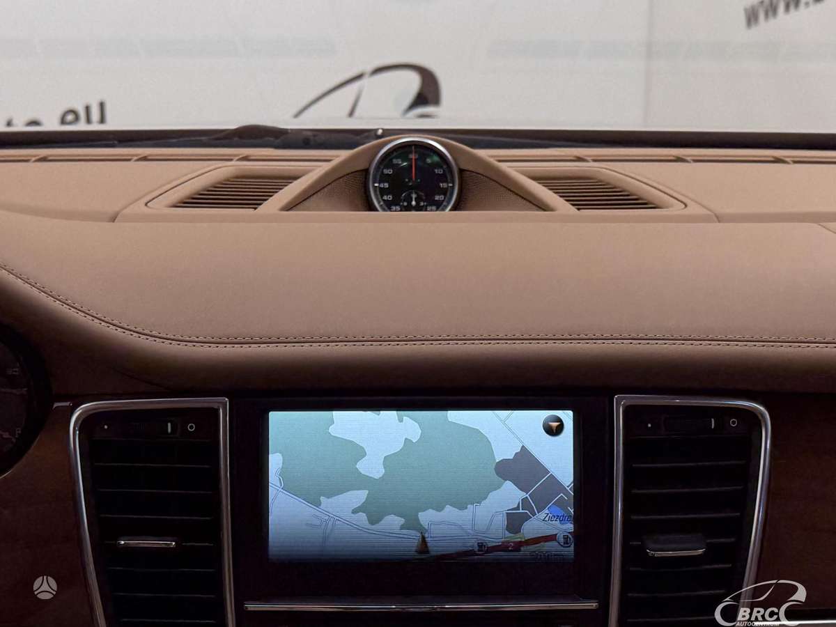 Porsche Panamera, 4.8 l., Седан