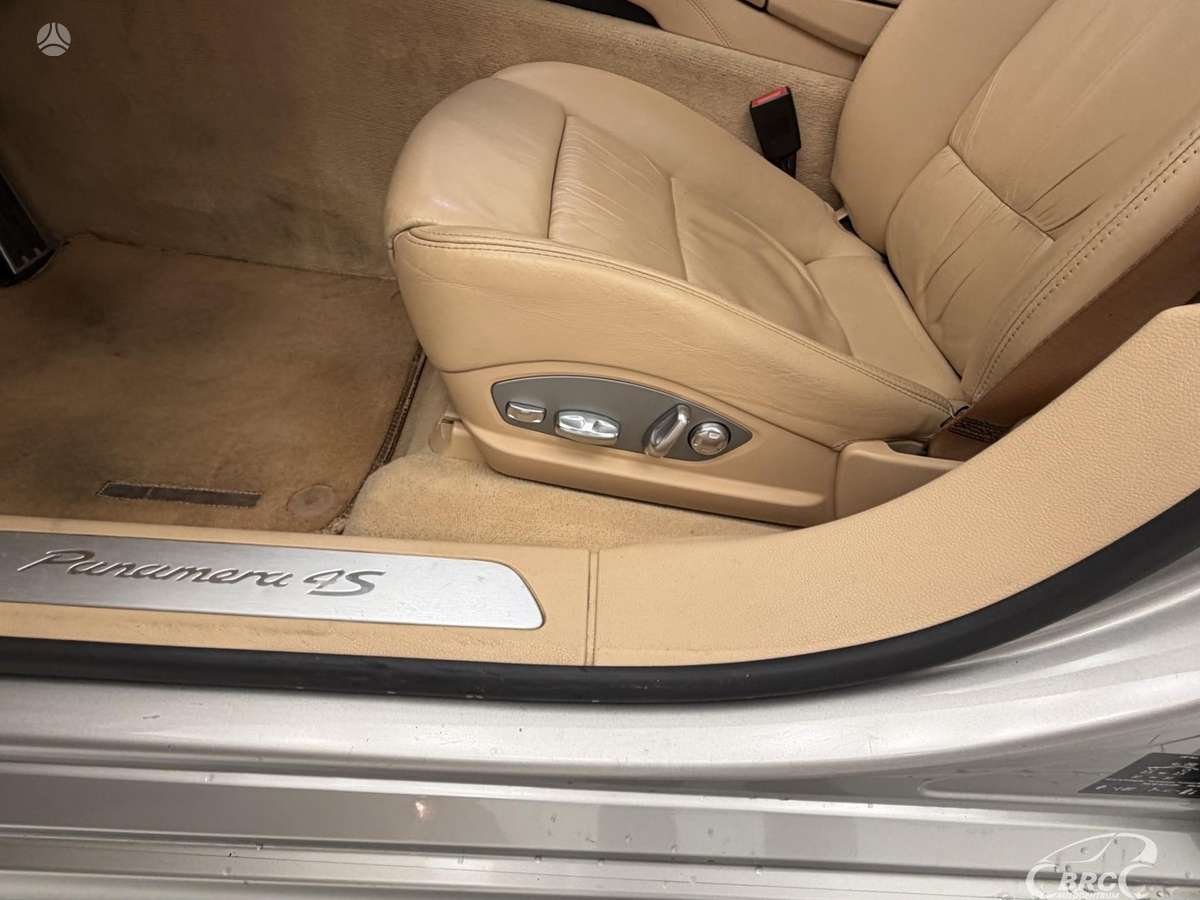 Porsche Panamera, 4.8 l., Седан