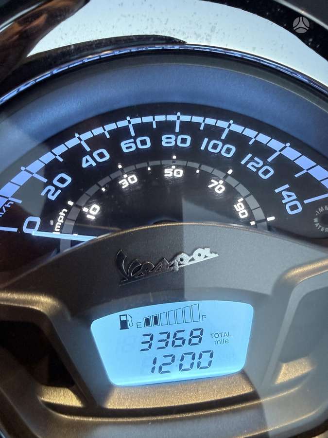 Piaggio Vespa 278cc, мотороллеры / мопеды