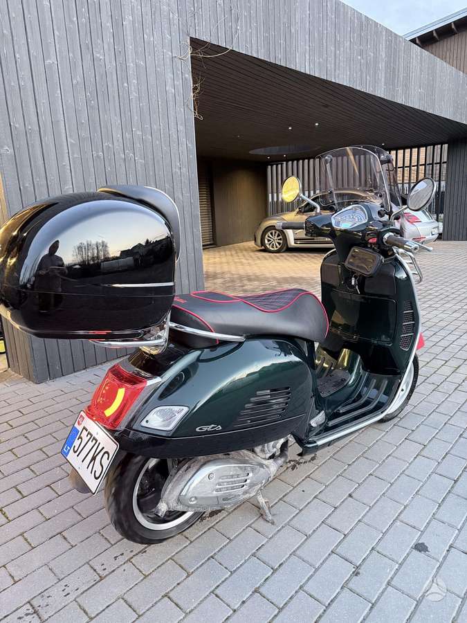Piaggio Vespa 278cc, мотороллеры / мопеды