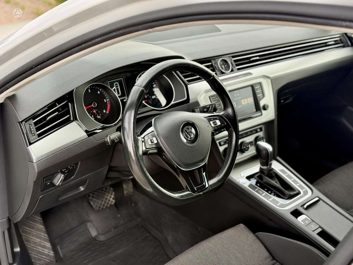 Volkswagen Passat, 2.0 l., Универсал