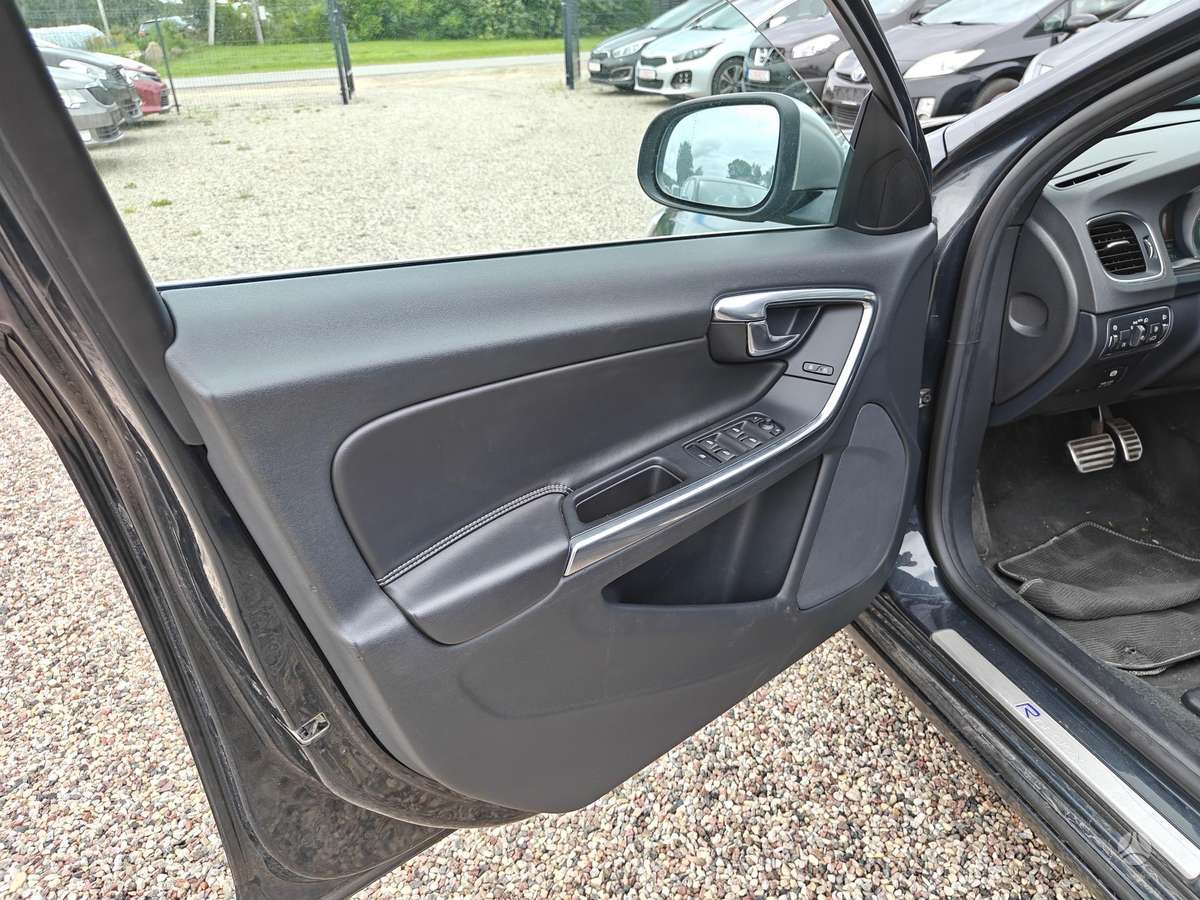 Volvo V60, 2.0 l., wagon