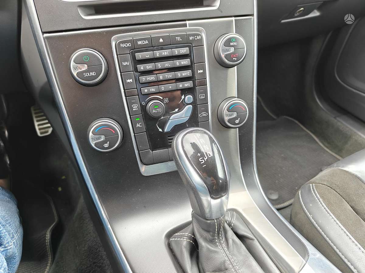 Volvo V60, 2.0 l., universalas