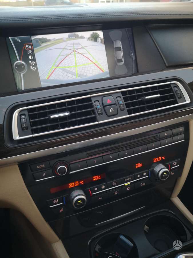BMW 730, 3.0 l., Седан