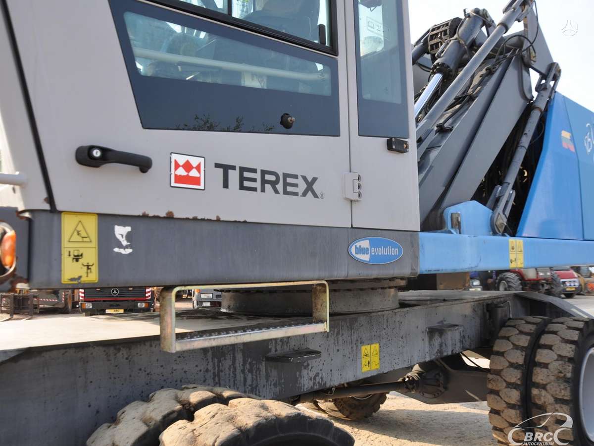 Fuchs MHL 360 E, excavator