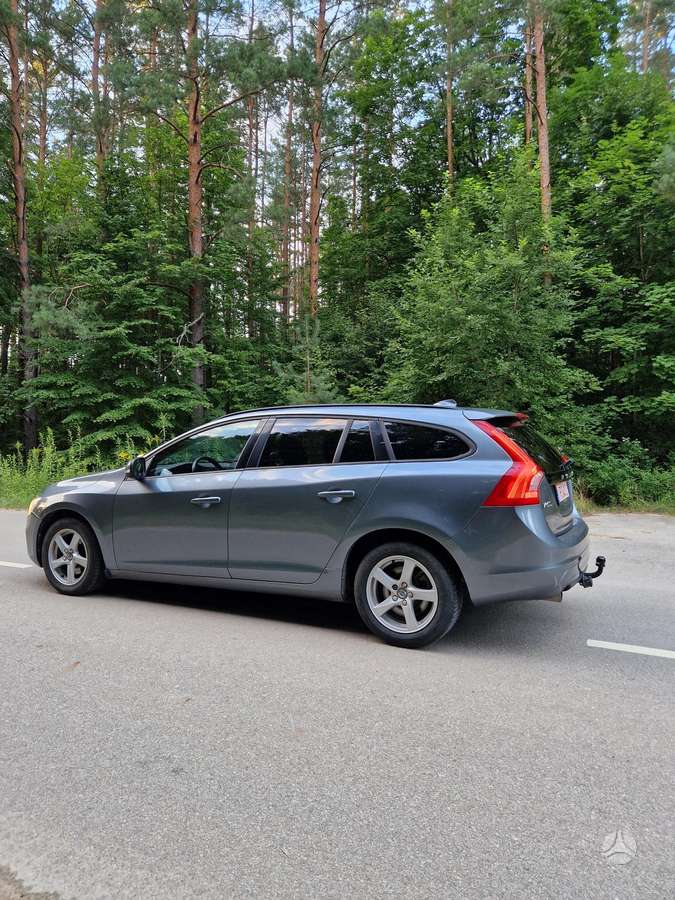 Volvo V60, 2.0 l., Универсал