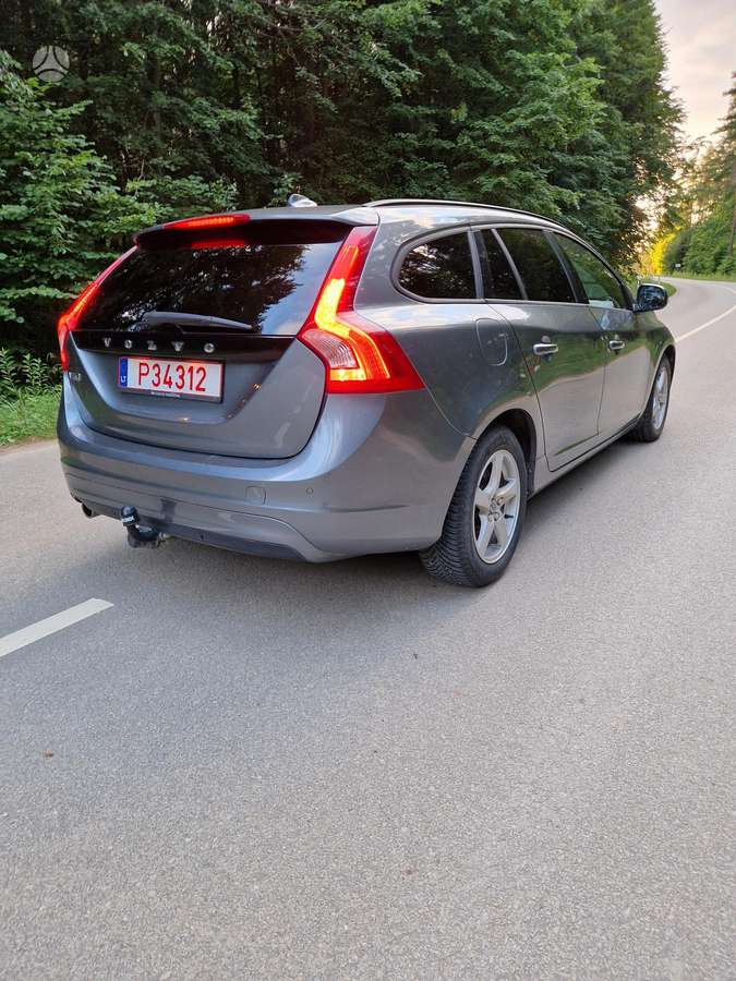 Volvo V60, 2.0 l., Универсал