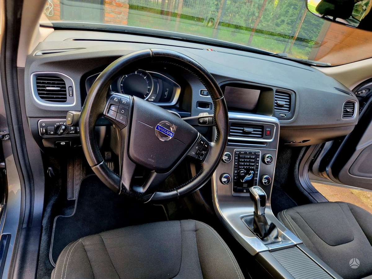 Volvo V60, 2.0 l., Универсал