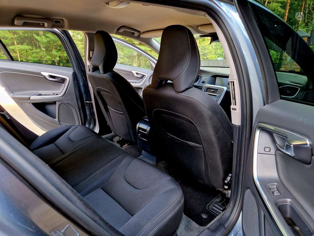 Volvo V60, 2.0 l., Универсал