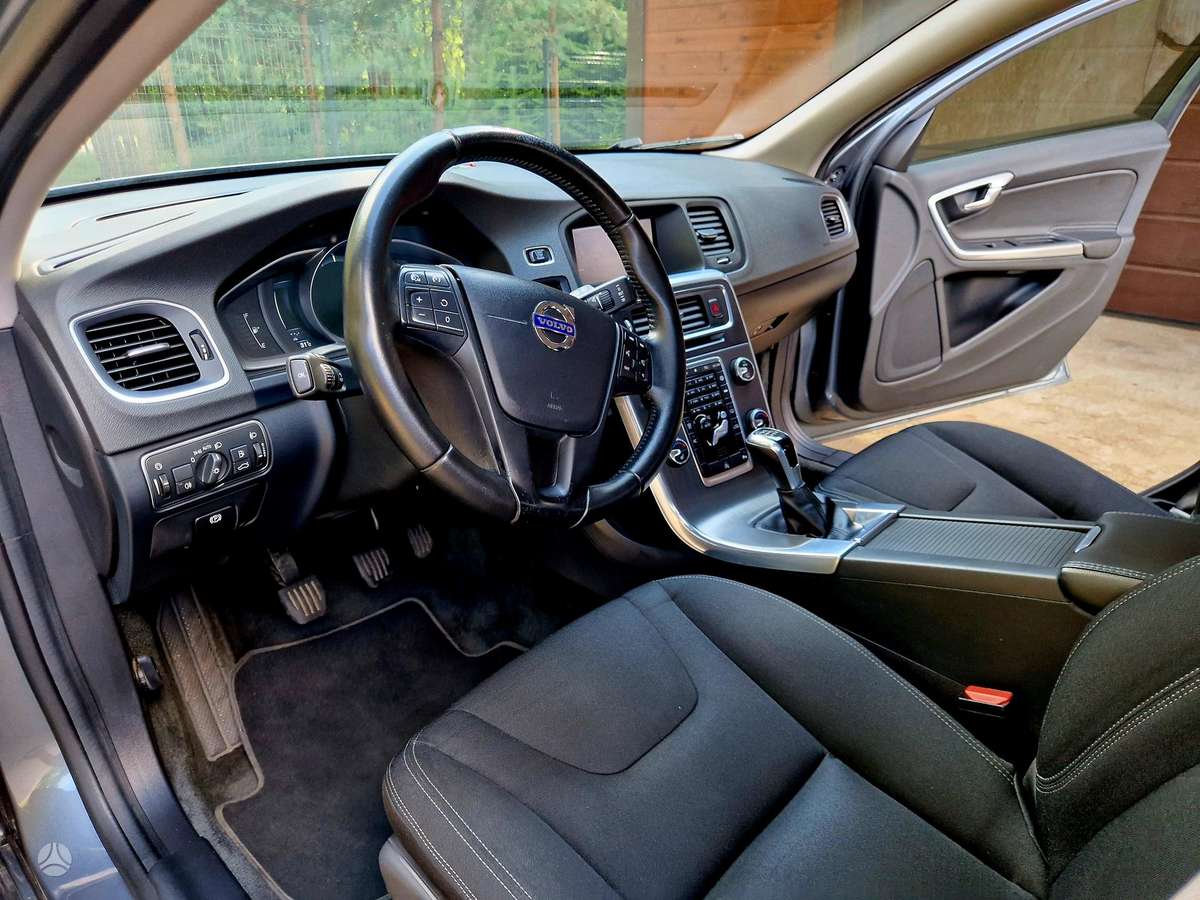 Volvo V60, 2.0 l., Универсал