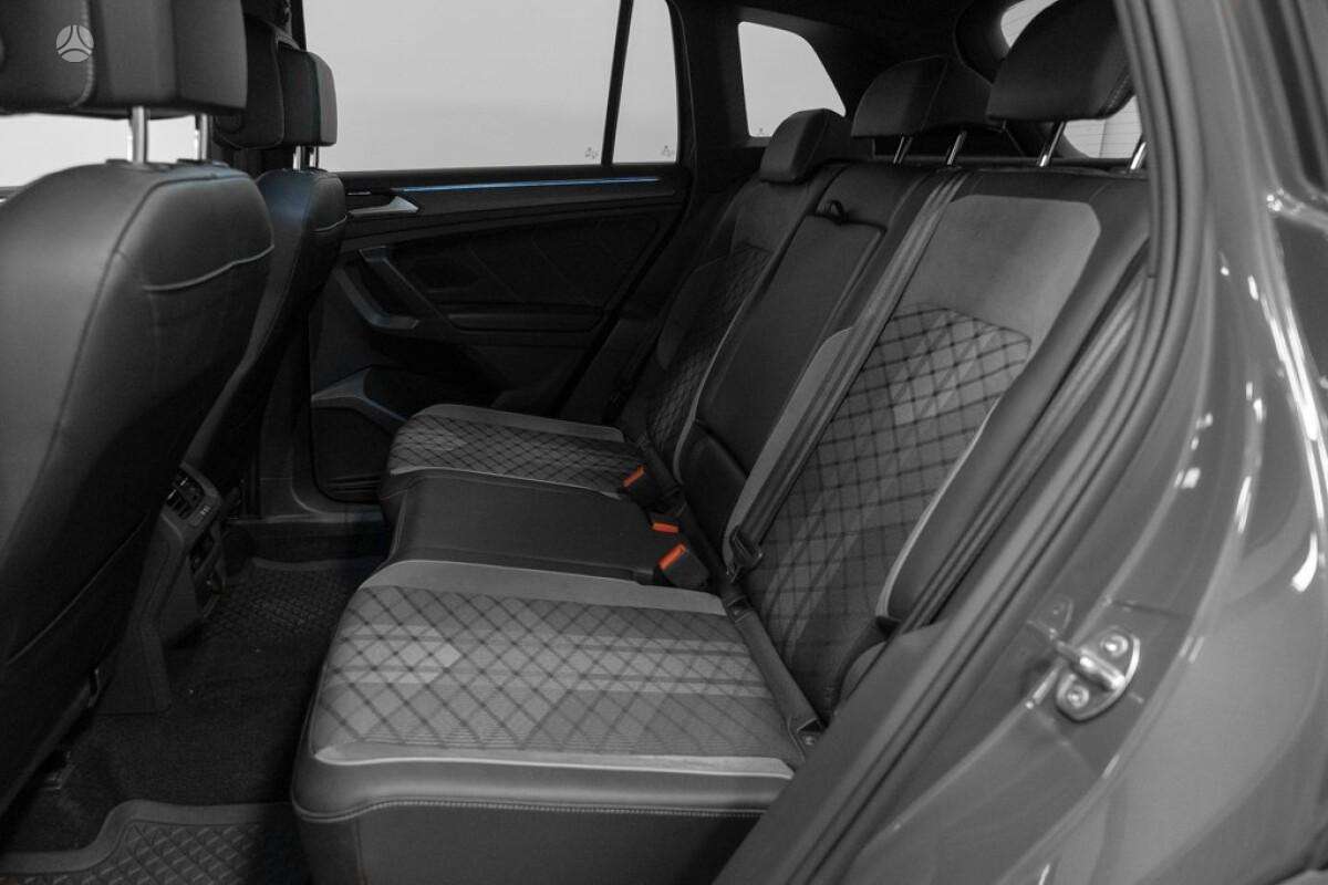 Volkswagen Tiguan - 8