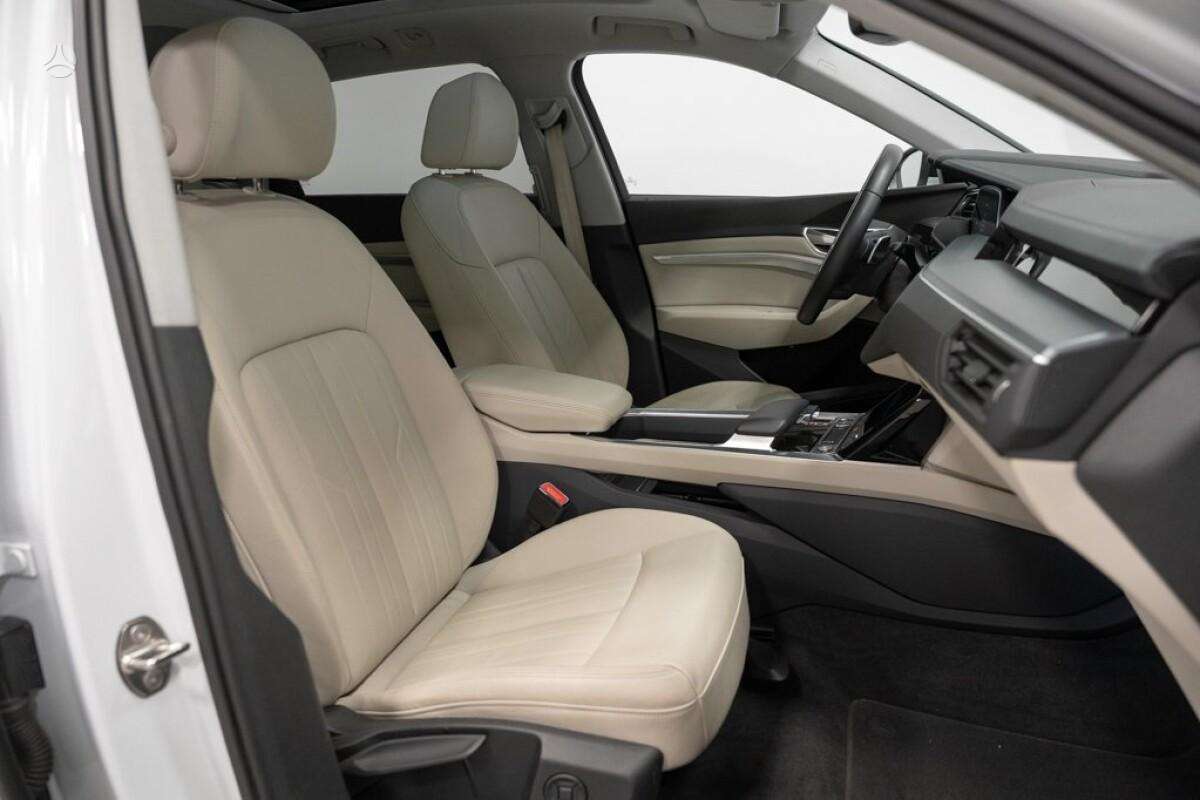 Audi e-tron, visureigis / krosoveris