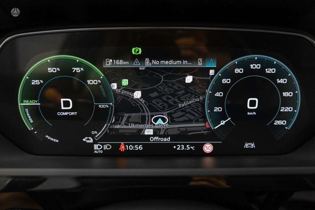 Audi e-tron, visureigis / krosoveris