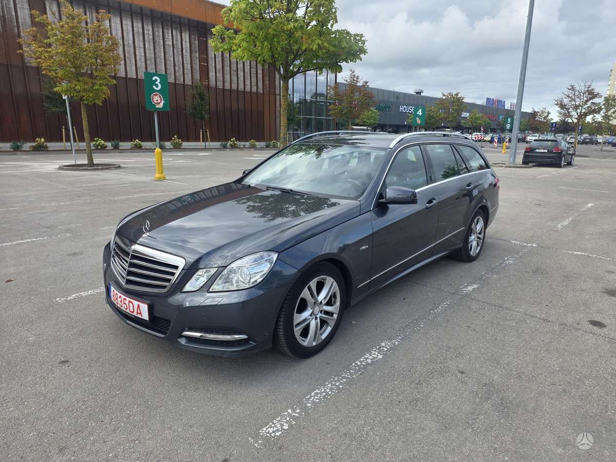 Mercedes-Benz E200, 2.1 l., Универсал