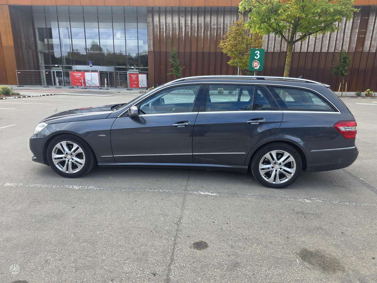 Mercedes-Benz E200, 2.1 l., Универсал