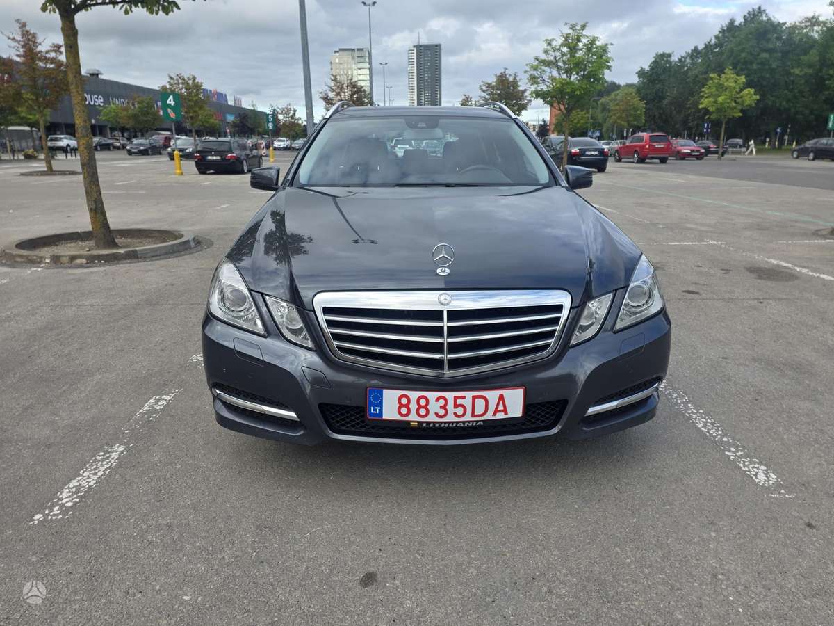 Mercedes-Benz E200, 2.1 l., Универсал