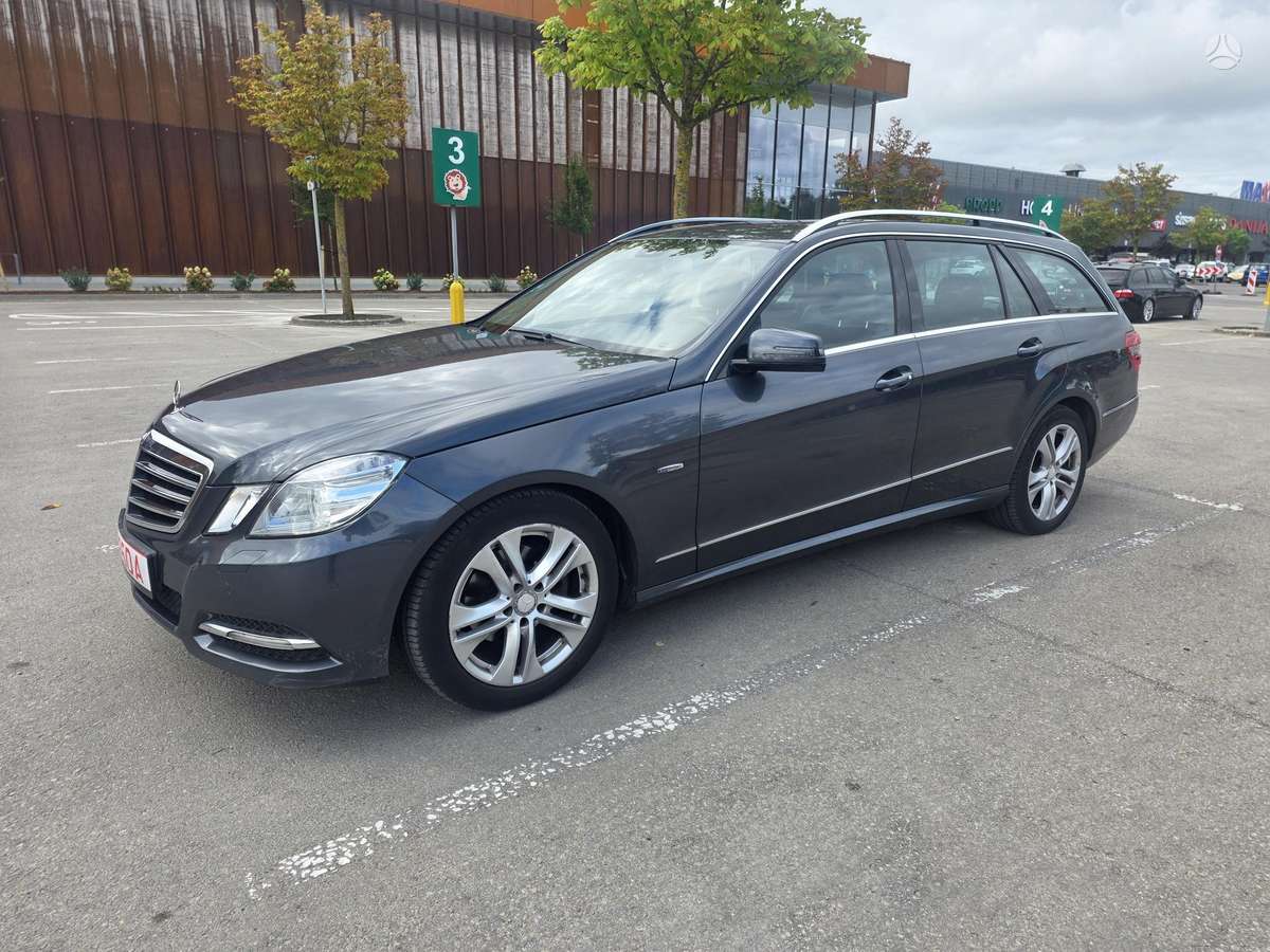 Mercedes-Benz E200, 2.1 l., Универсал