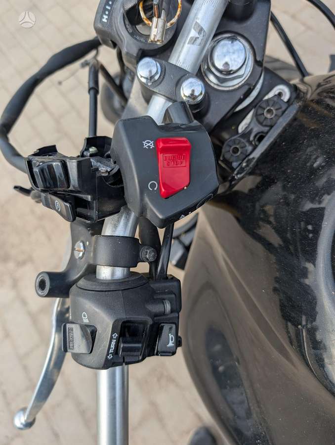 Honda CB, street / classic