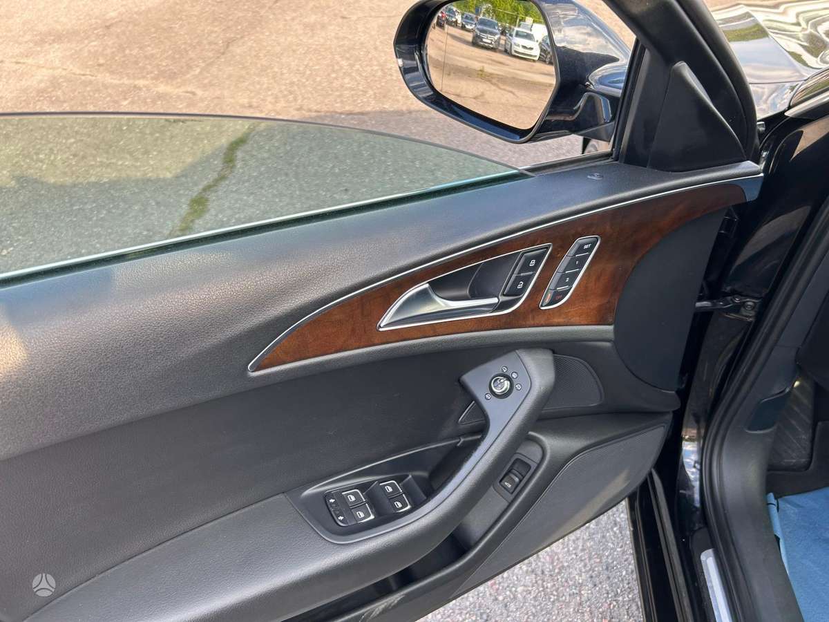 Audi A6, 3.0 l., Седан