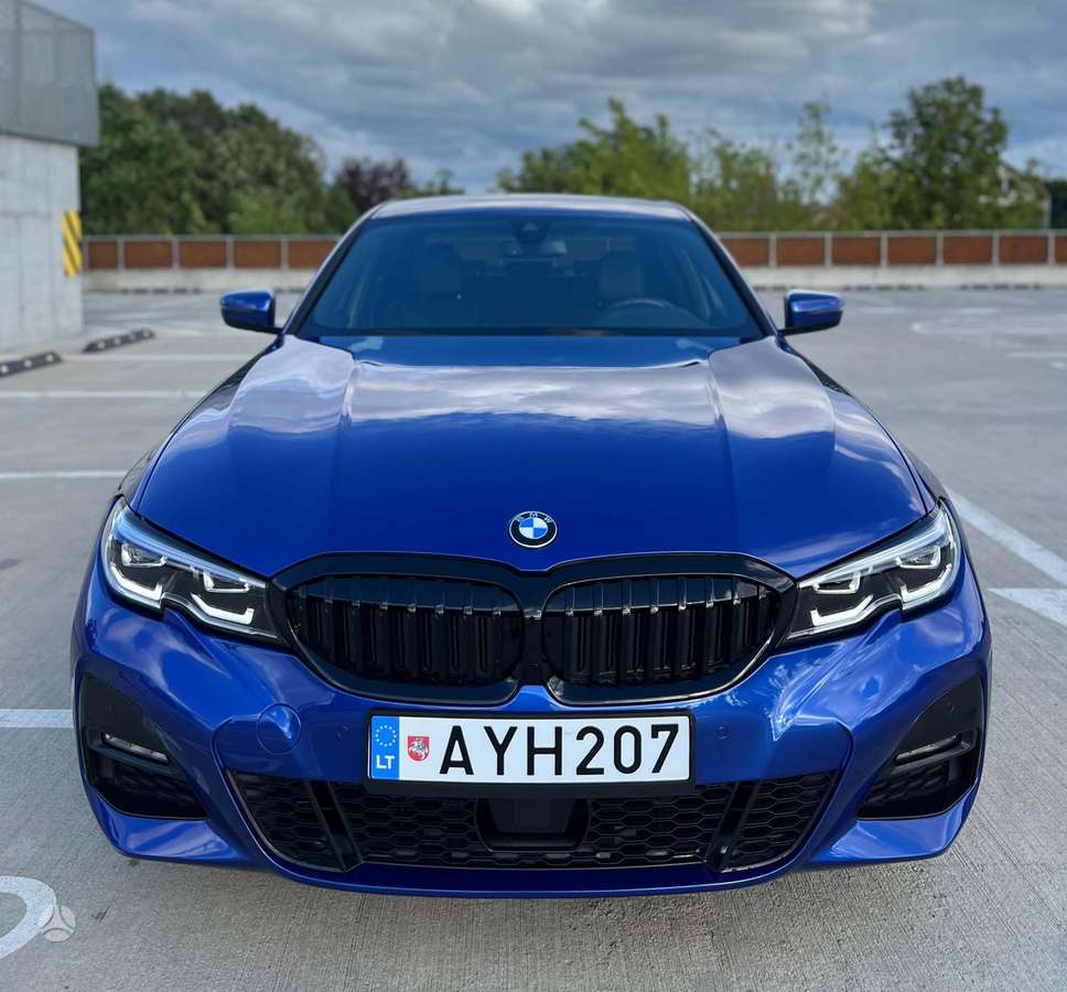 BMW 320, 2.0 l., Седан