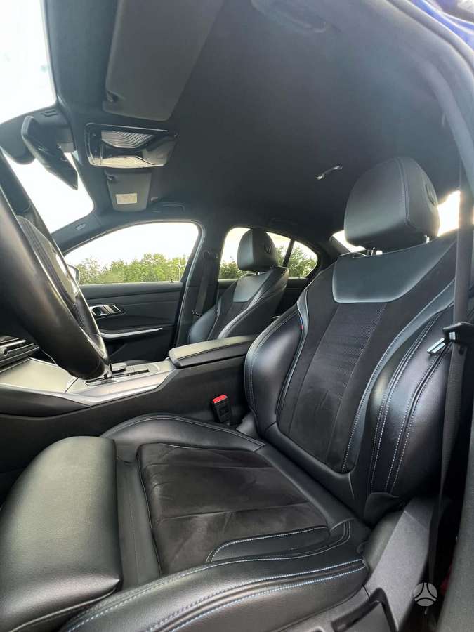 BMW 320, 2.0 l., Седан