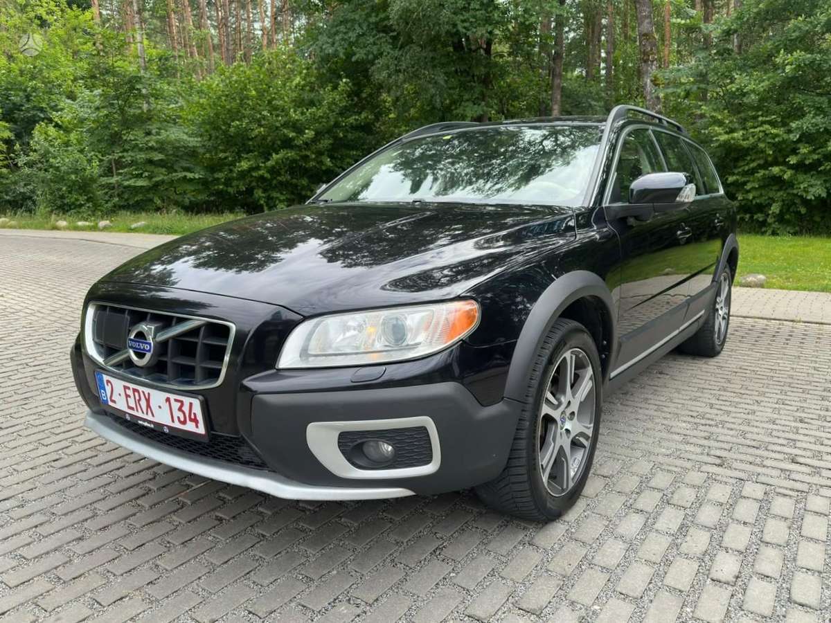 Volvo XC70, 2.0 l., Универсал