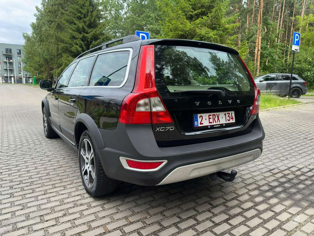 Volvo XC70, 2.0 l., Универсал
