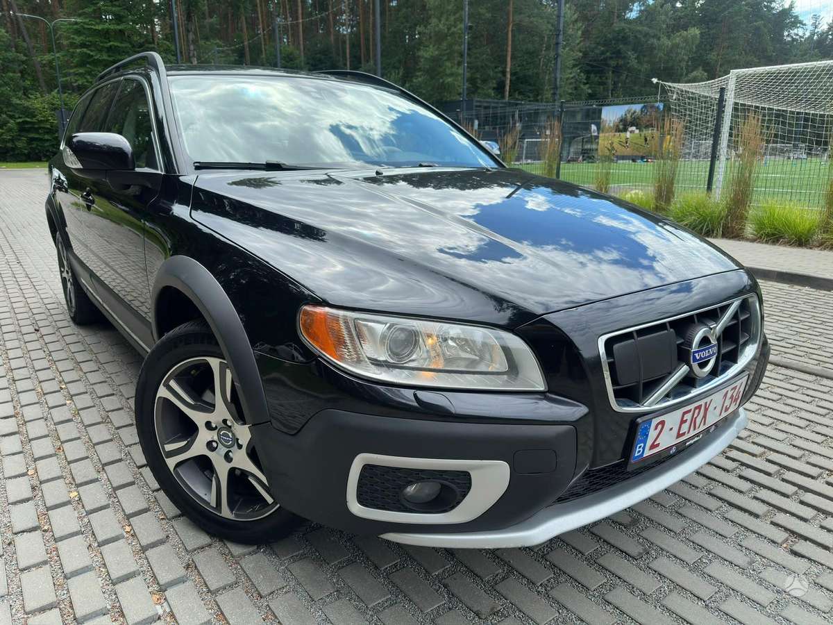 Volvo XC70, 2.0 l., Универсал