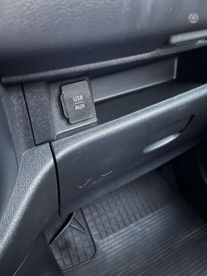 Nissan Micra, 1.2 l., hatchback