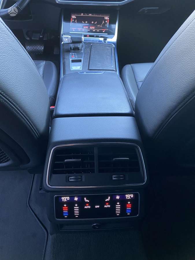 Audi A6, 2.0 l., Универсал