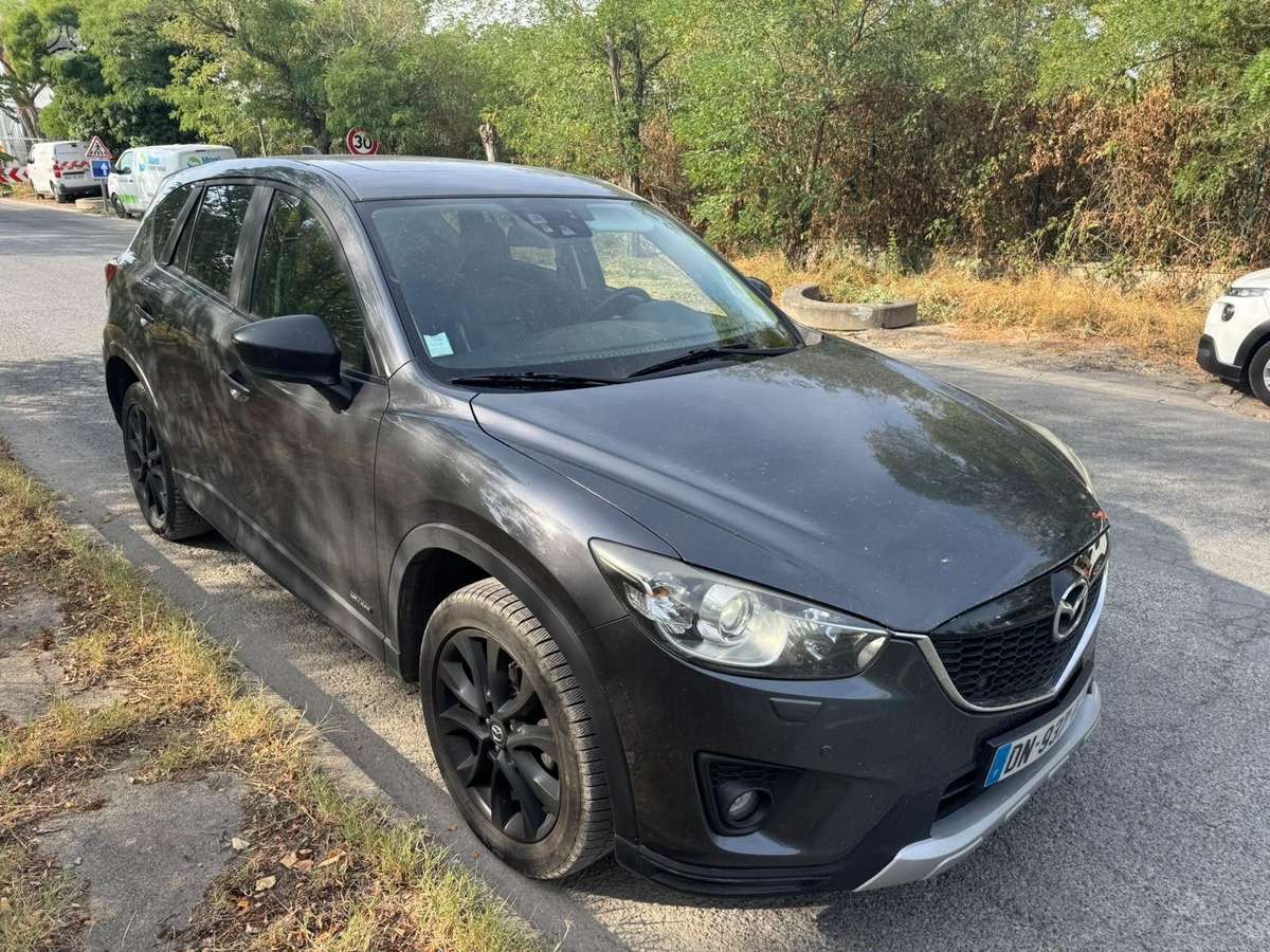 Mazda CX-5, 2.2 l., off-road / crossover