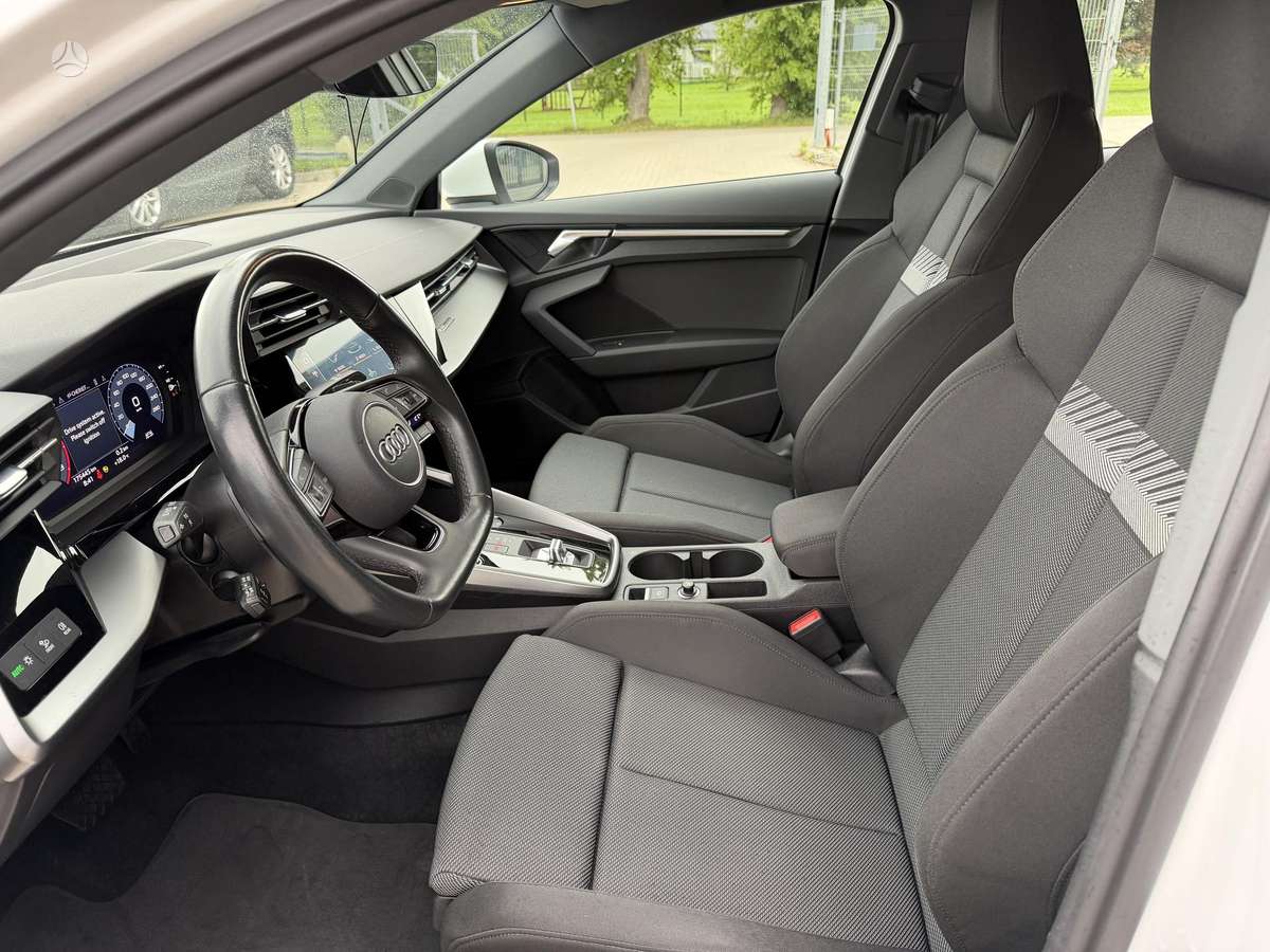 Audi A3, 1.5 l., Седан
