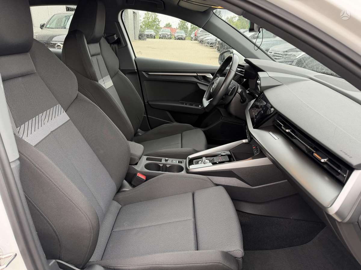 Audi A3, 1.5 l., Седан