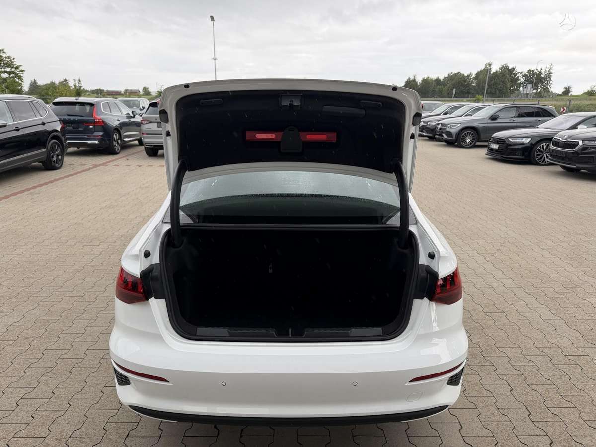 Audi A3, 1.5 l., Седан