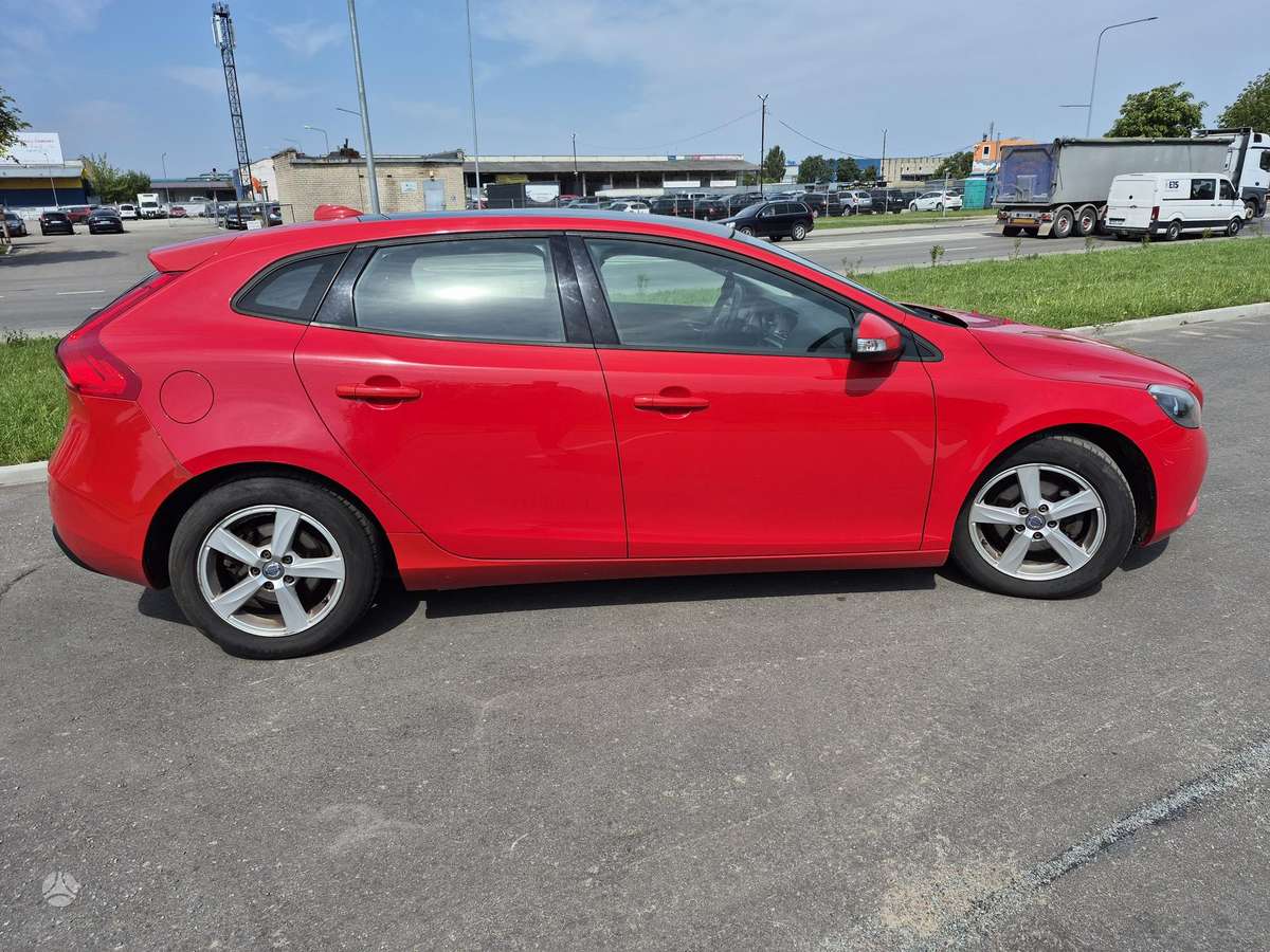Volvo V40 - 6