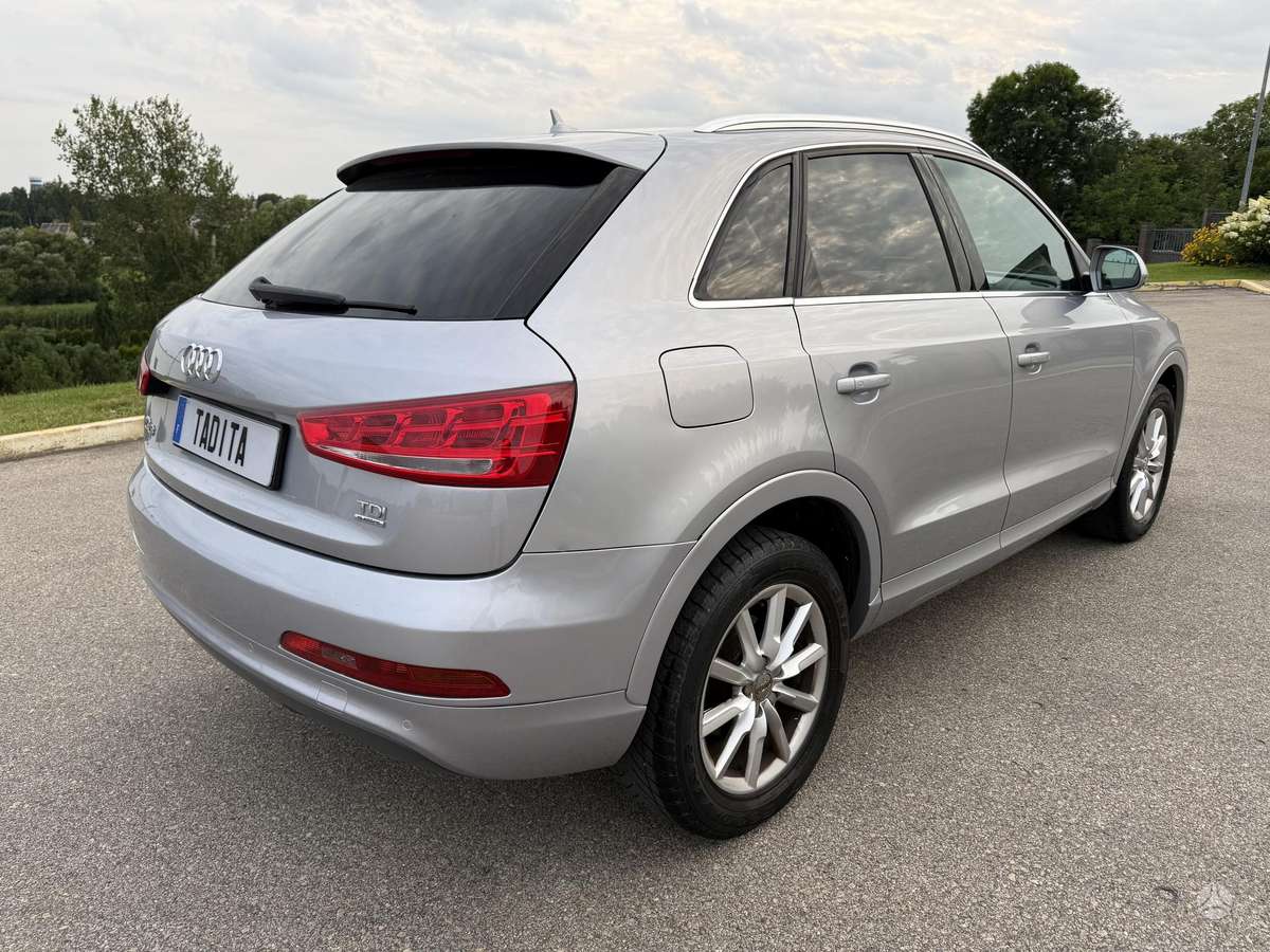 Audi Q3, 2.0 l., Внедорожник / Кроссовер